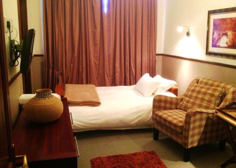 Turnberry Boutique Hotel Oudtshoorn Exterior photo